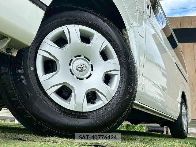 Toyota HIACE VAN 2021-12 7961933-19