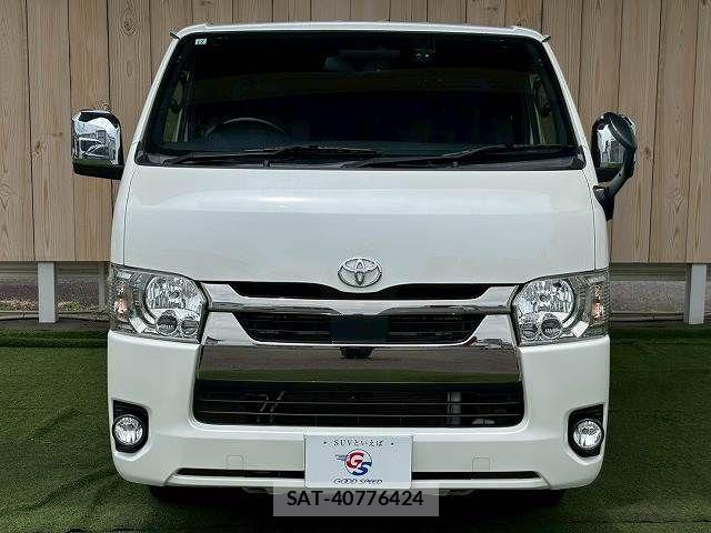 Toyota HIACE VAN 2021-12 7961933-3