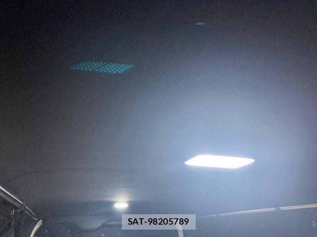 Toyota HIACE VAN 2025-05 7961932-12