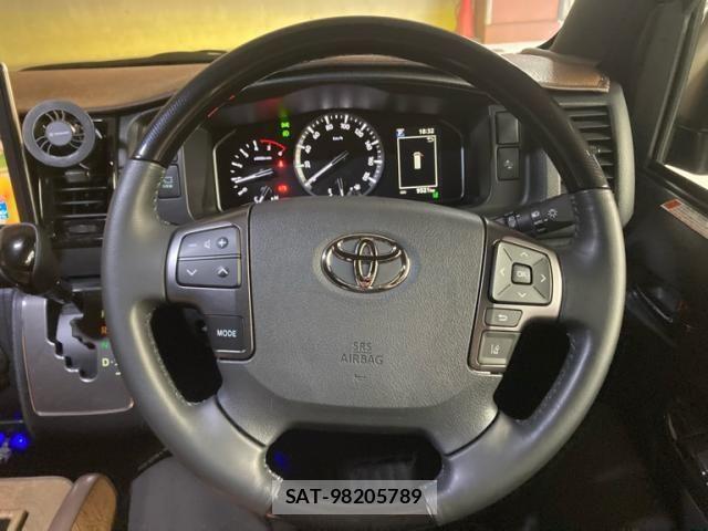 Toyota HIACE VAN 2025-05 7961932-16