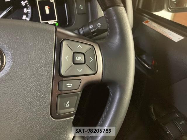 Toyota HIACE VAN 2025-05 7961932-18