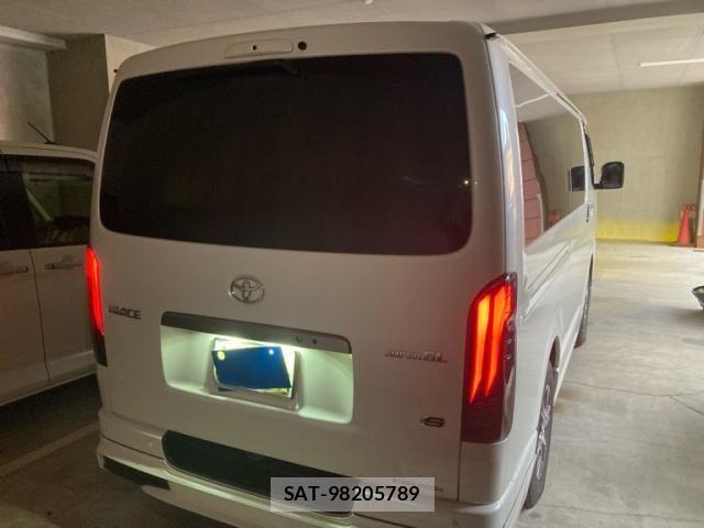 Toyota HIACE VAN 2025-05 7961932-3