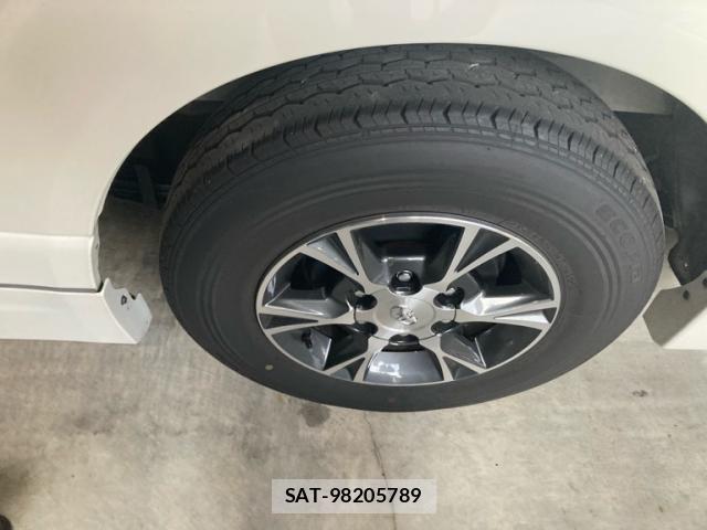 Toyota HIACE VAN 2025-05 7961932-6