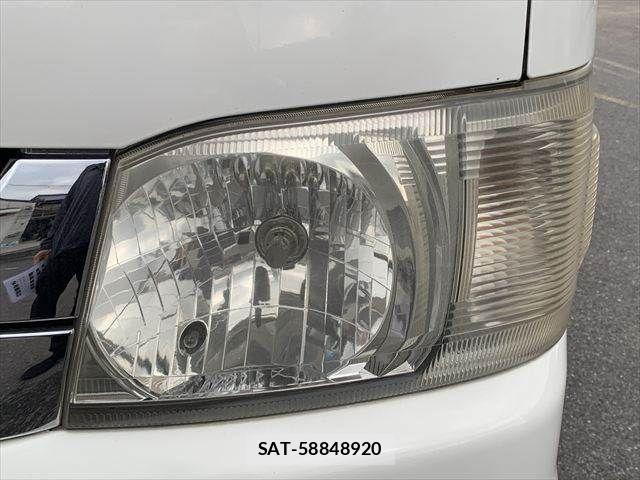 Toyota HIACE VAN 2007-11 7961937-17