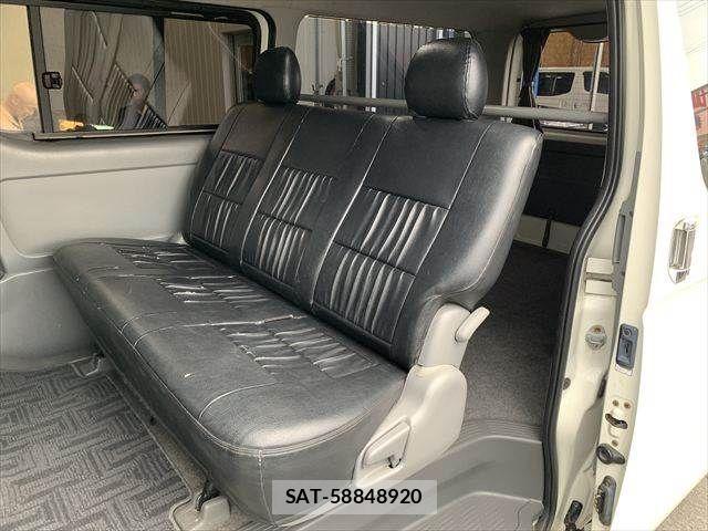 Toyota HIACE VAN 2007-11 7961937-24