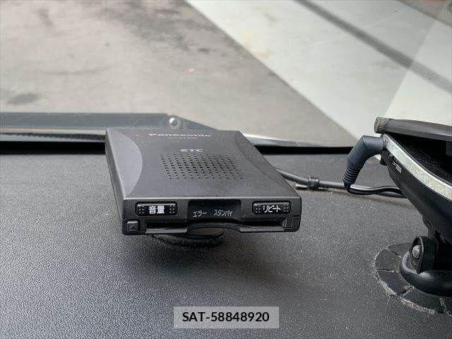 Toyota HIACE VAN 2007-11 7961937-27