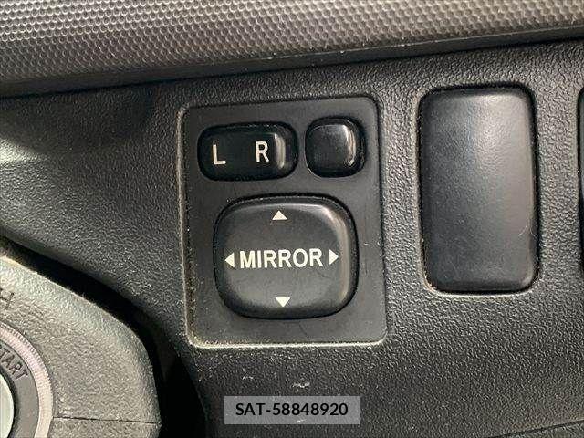 Toyota HIACE VAN 2007-11 7961937-29