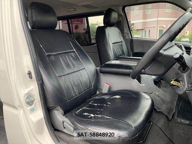 Toyota HIACE VAN 2007-11 7961937-5