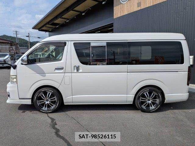 Toyota HIACE VAN 2013-07 7961935-19