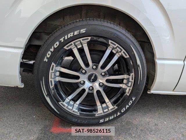 Toyota HIACE VAN 2013-07 7961935-26