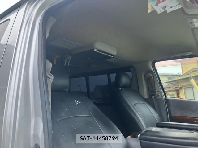 Toyota HIACE VAN 2006-03 7961940-10