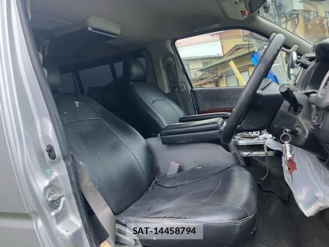 Toyota HIACE VAN 2006-03 7961940-11