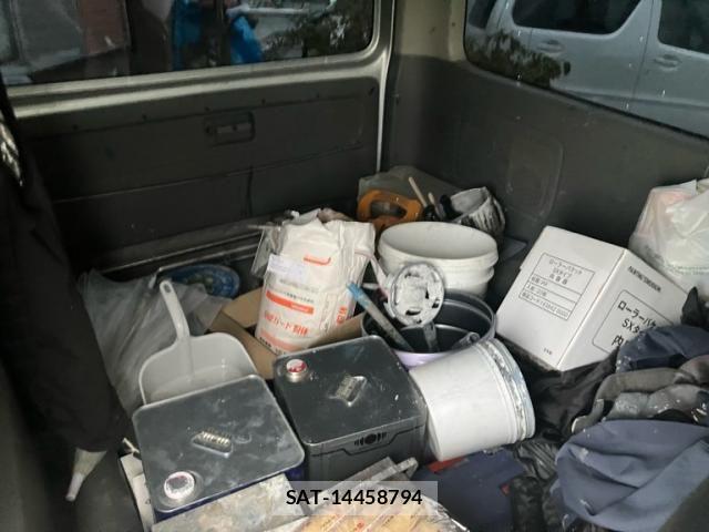Toyota HIACE VAN 2006-03 7961940-14