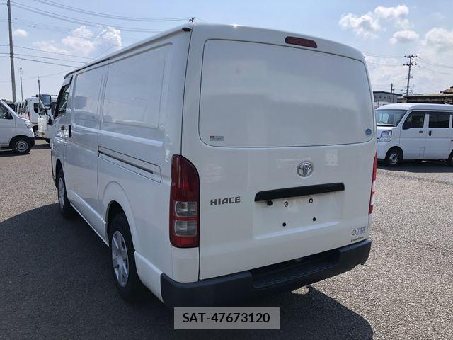 Toyota HIACE VAN 2018-11 7979402-7