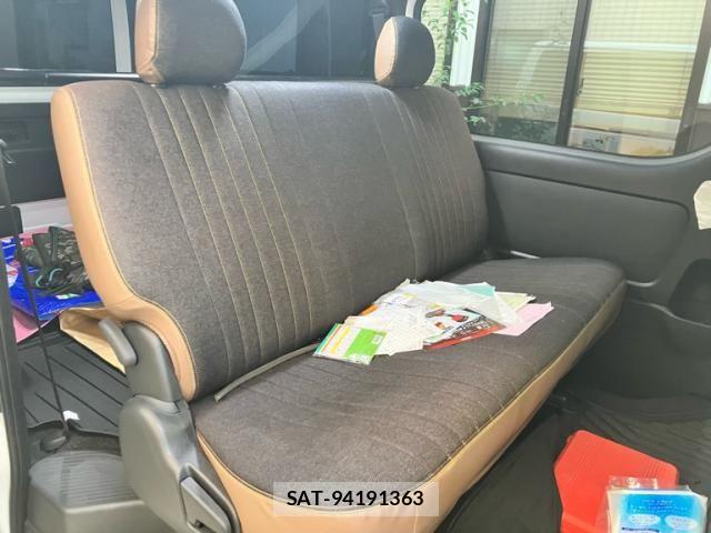 Toyota HIACE VAN 2024-08 7979395-15