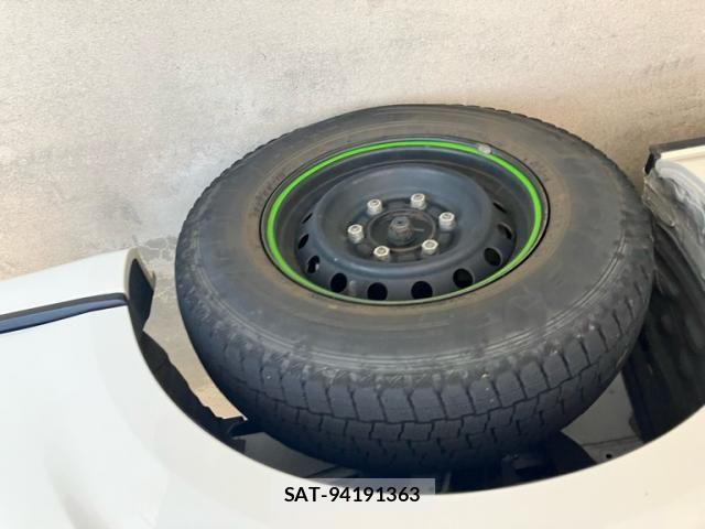 Toyota HIACE VAN 2024-08 7979395-6