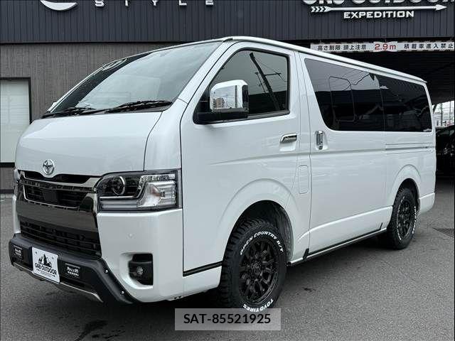 Toyota HIACE VAN 2026-06 7979389-11