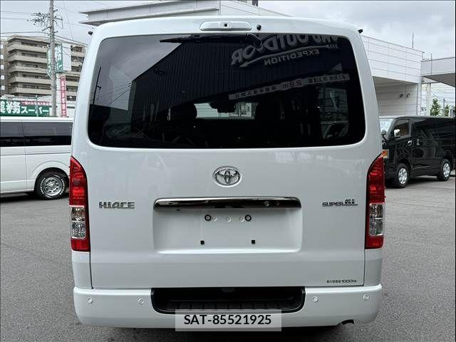 Toyota HIACE VAN 2026-06 7979389-2