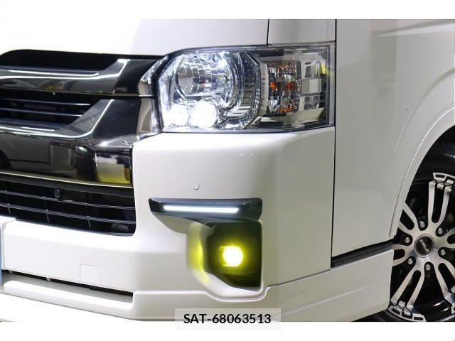 Toyota HIACE VAN 2024-01 7979391-12