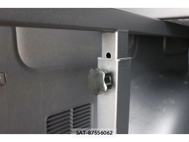Toyota HIACE VAN 2021-01 7979392-17
