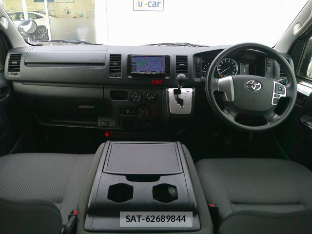 Toyota HIACE VAN 2020-10 7979397-1