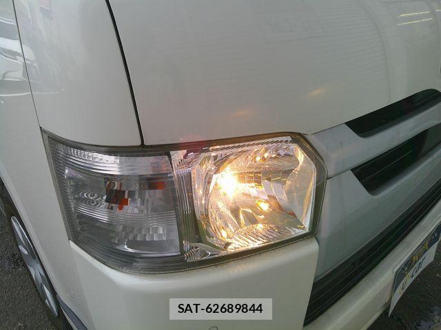 Toyota HIACE VAN 2020-10 7979397-26