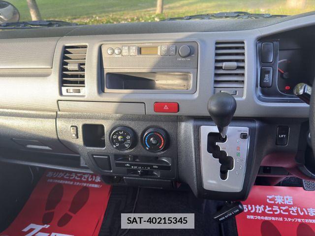 Toyota HIACE VAN 2012-01 7979403-12