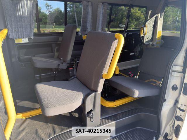 Toyota HIACE VAN 2012-01 7979403-16