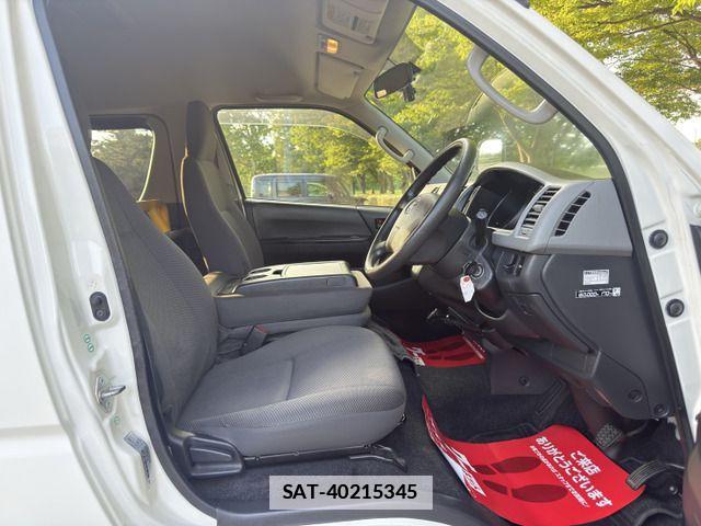 Toyota HIACE VAN 2012-01 7979403-8