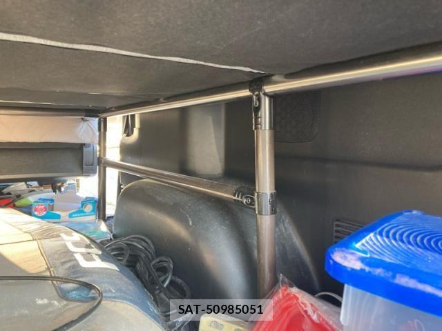 Toyota HIACE VAN 2020-11 7979399-11