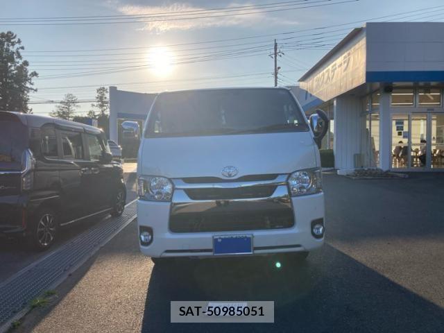 Toyota HIACE VAN 2020-11 7979399-1