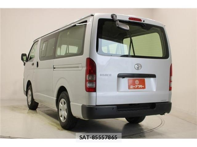 Toyota HIACE VAN 2022-02 8035863-10