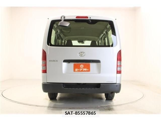 Toyota HIACE VAN 2022-02 8035863-11
