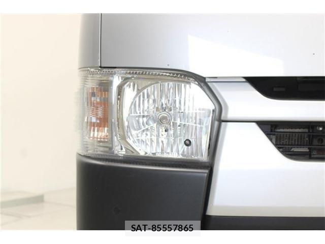 Toyota HIACE VAN 2022-02 8035863-17