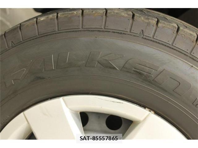 Toyota HIACE VAN 2022-02 8035863-26