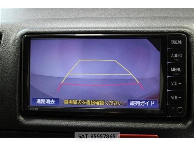 Toyota HIACE VAN 2022-02 8035863-3