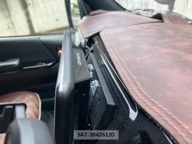 Toyota HIACE VAN 2025-10 8035843-22