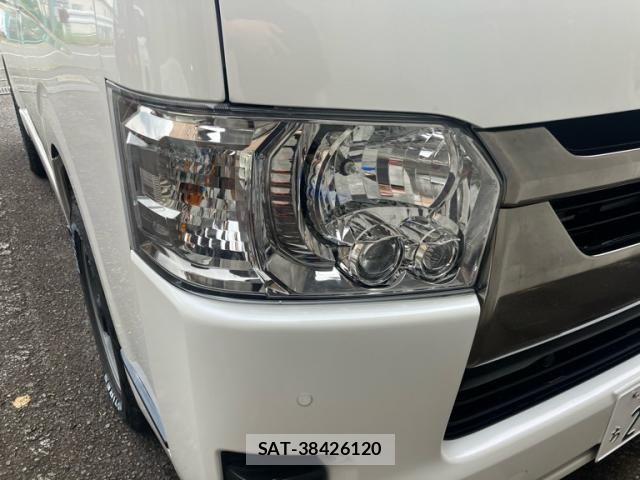 Toyota HIACE VAN 2025-10 8035843-2