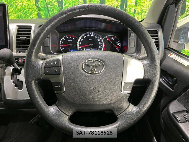 Toyota HIACE VAN 2018-04 8035851-10