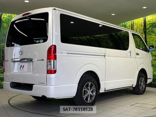Toyota HIACE VAN 2018-04 8035851-16