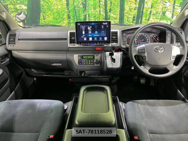 Toyota HIACE VAN 2018-04 8035851-1