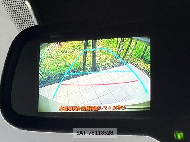Toyota HIACE VAN 2018-04 8035851-3