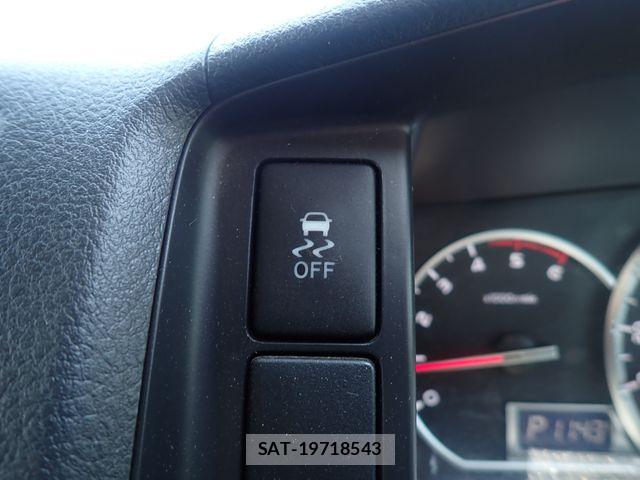 Toyota HIACE VAN 2018-09 8035868-10