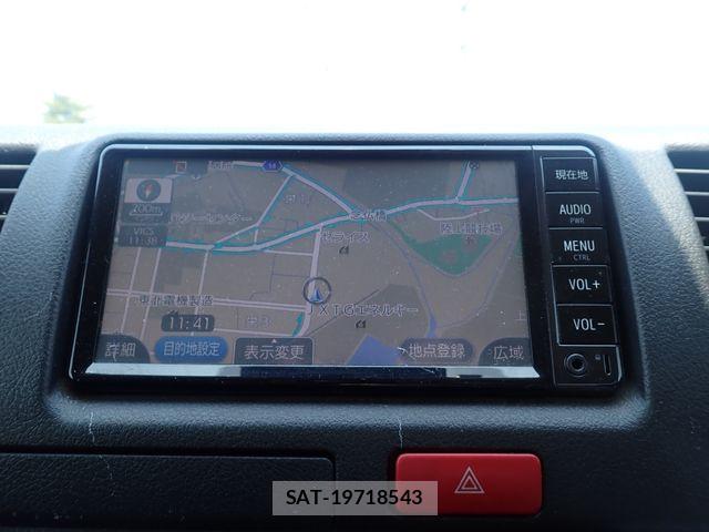 Toyota HIACE VAN 2018-09 8035868-11