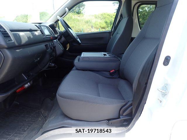 Toyota HIACE VAN 2018-09 8035868-20