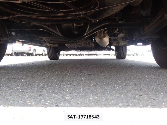 Toyota HIACE VAN 2018-09 8035868-24