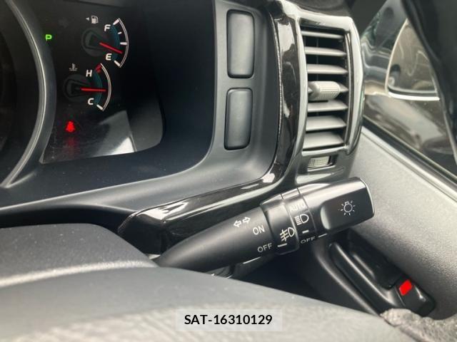 Toyota HIACE VAN 2011-03 8035862-14