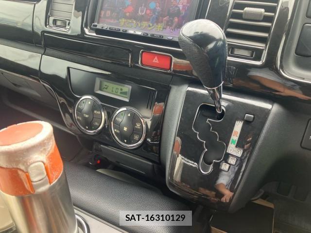 Toyota HIACE VAN 2011-03 8035862-18