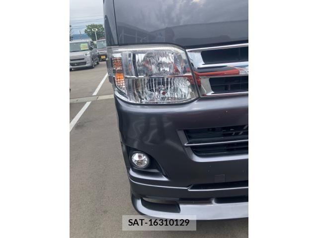 Toyota HIACE VAN 2011-03 8035862-4