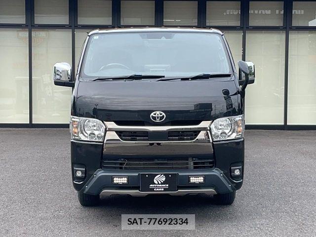 Toyota HIACE VAN 2022-12 8035846-3